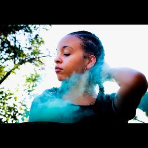 Meet your Posher, Iman